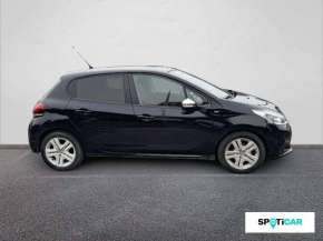 PEUGEOT 208 Essence