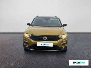 VOLKSWAGEN T-Roc Essence