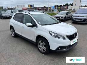 PEUGEOT 2008 Essence