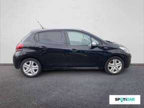 PEUGEOT 208 Essence