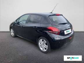 PEUGEOT 208 Essence