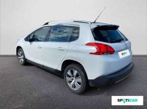 PEUGEOT 2008 Essence